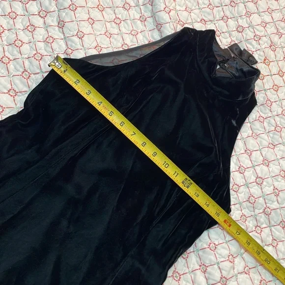 Donna Rico velvet dress with bowS - Picture 8 of 9